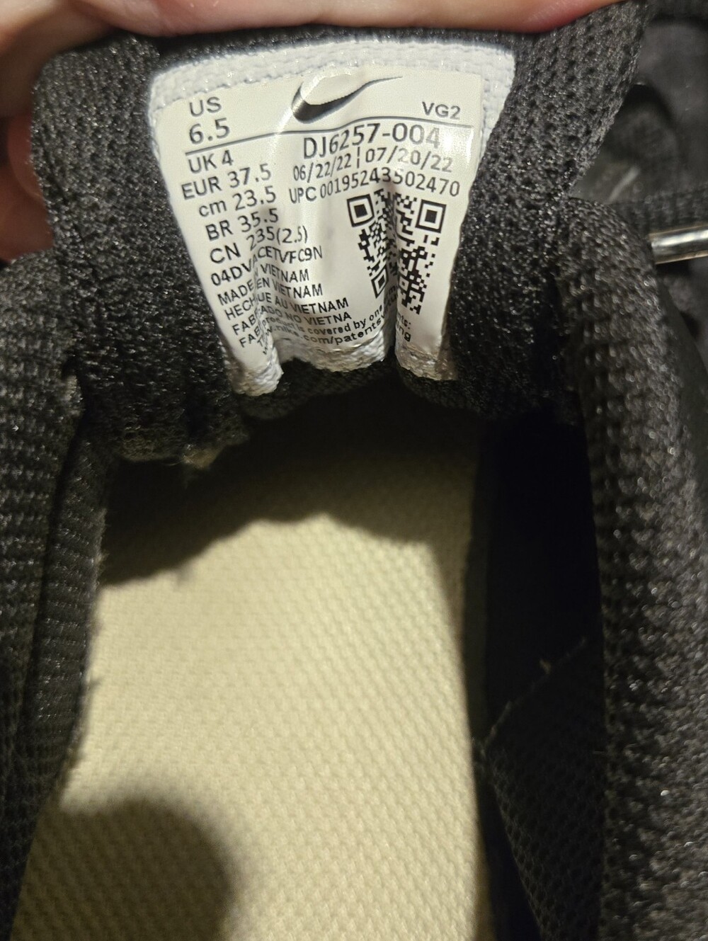Nike Shoes - Picture 3 of 4